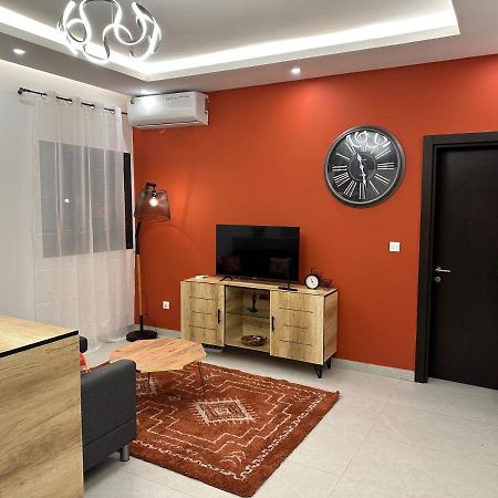 Luxueux Appartements - 2 Pieces Ou 4 Pieces - Quartiers Prises D'Almadies Et Ngor" Dakar Bagian luar foto