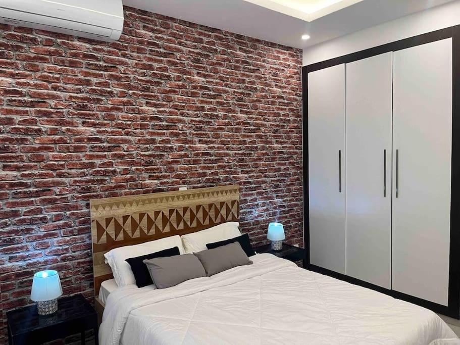 Luxueux Appartements - 2 Pieces Ou 4 Pieces - Quartiers Prises D'Almadies Et Ngor" Dakar Bagian luar foto
