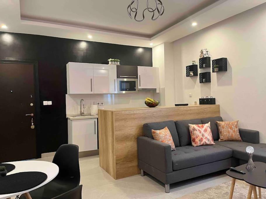 Luxueux Appartements - 2 Pieces Ou 4 Pieces - Quartiers Prises D'Almadies Et Ngor" Dakar Bagian luar foto