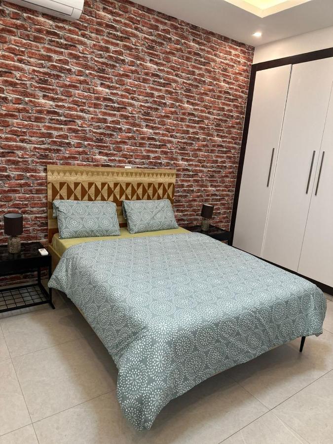 Luxueux Appartements - 2 Pieces Ou 4 Pieces - Quartiers Prises D'Almadies Et Ngor" Dakar Bagian luar foto