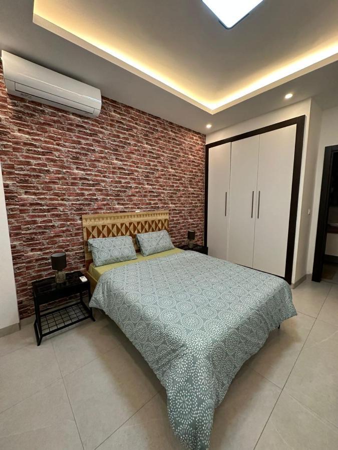 Luxueux Appartements - 2 Pieces Ou 4 Pieces - Quartiers Prises D'Almadies Et Ngor" Dakar Bagian luar foto