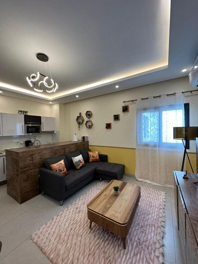 Luxueux Appartements - 2 Pieces Ou 4 Pieces - Quartiers Prises D'Almadies Et Ngor" Dakar Bagian luar foto