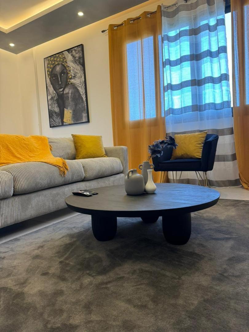 Luxueux Appartements - 2 Pieces Ou 4 Pieces - Quartiers Prises D'Almadies Et Ngor" Dakar Bagian luar foto