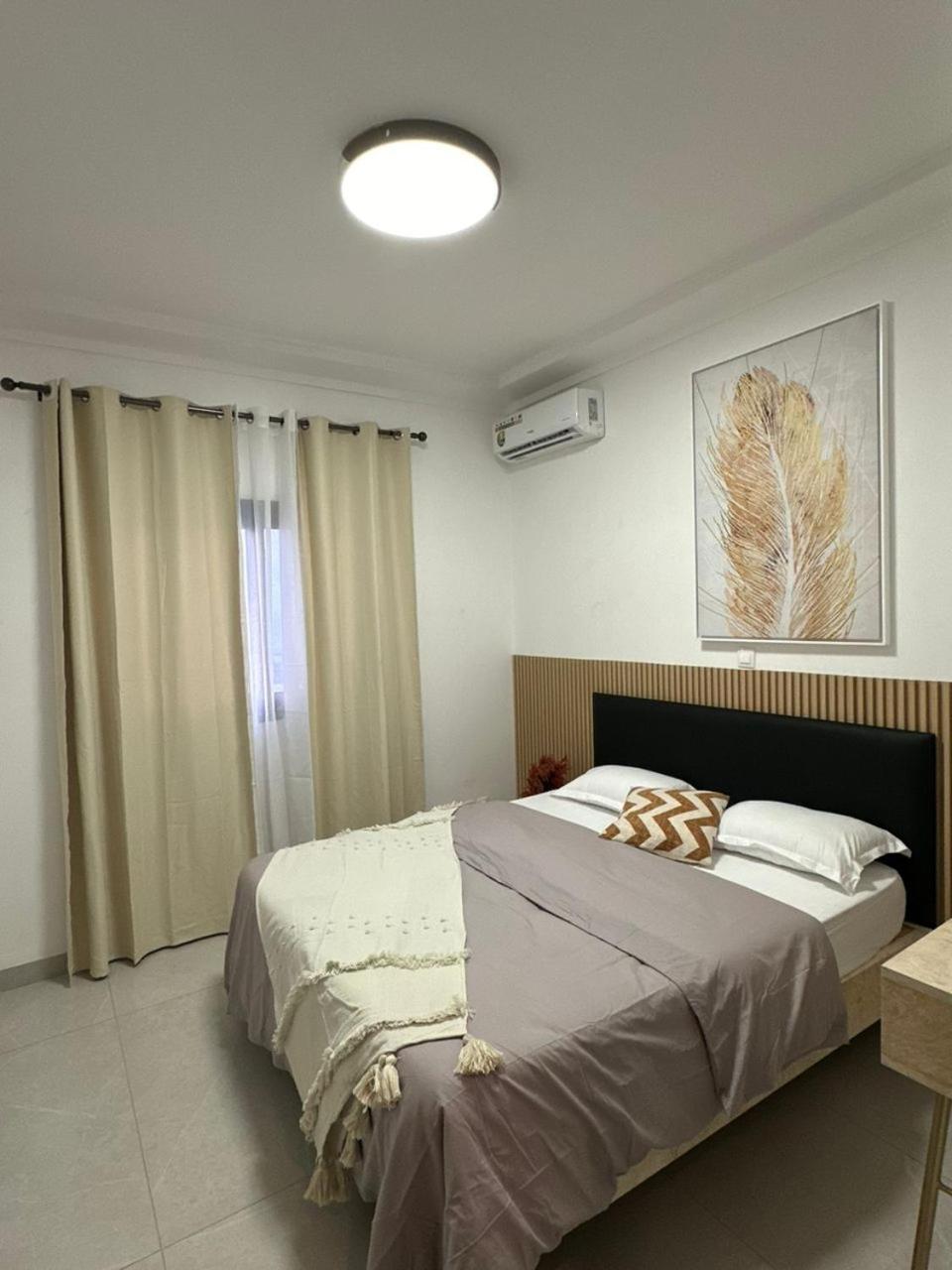 Luxueux Appartements - 2 Pieces Ou 4 Pieces - Quartiers Prises D'Almadies Et Ngor" Dakar Bagian luar foto